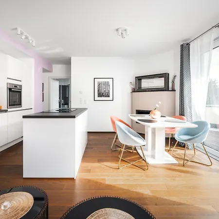 Kaiser - Wohnpark Graz-goesting Apartament